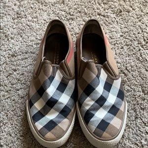Women’s slip on shoes